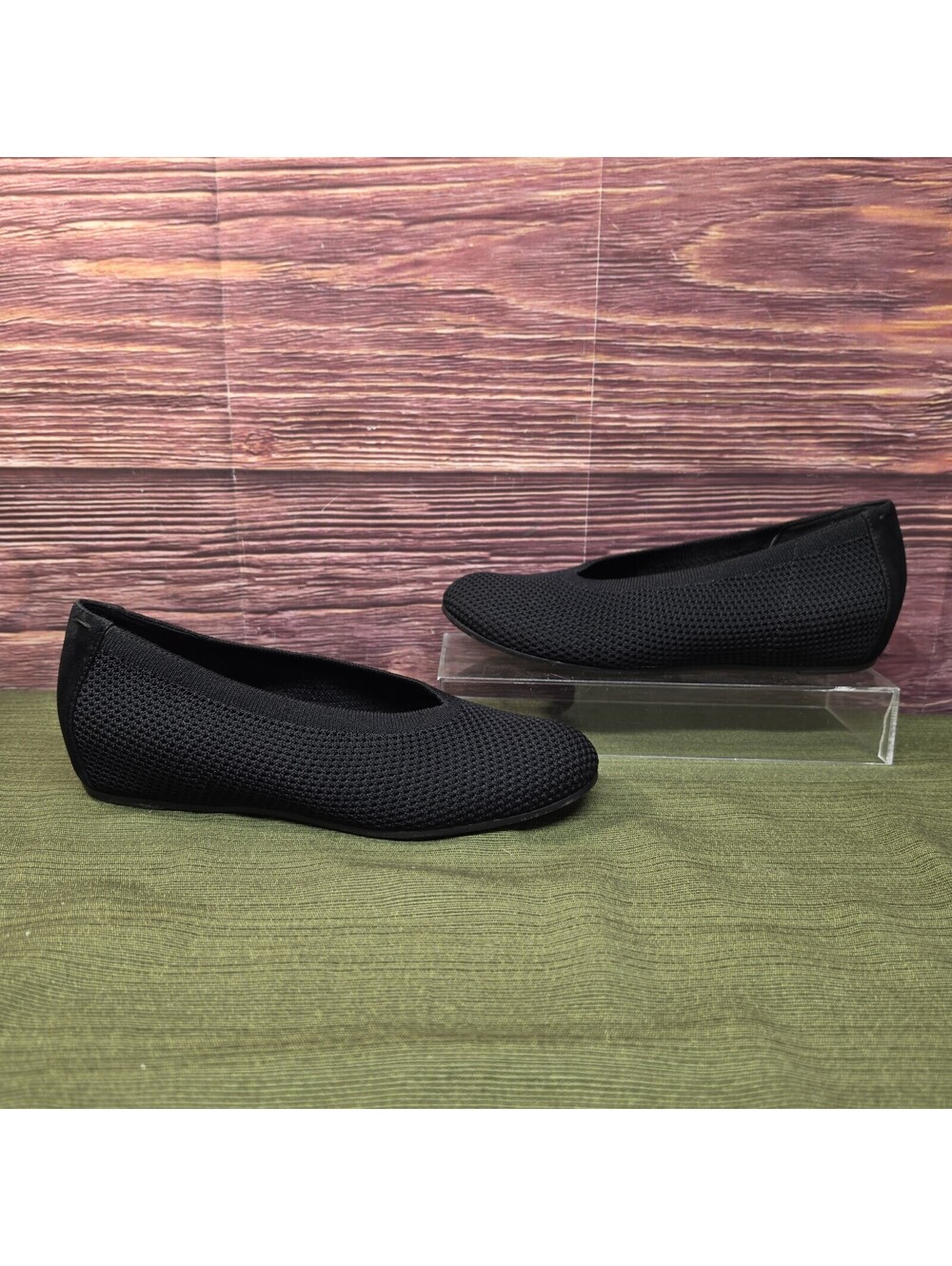 Eileen Fisher Black Seam Stretch Slip-On Flats Size 7.5 Excellent